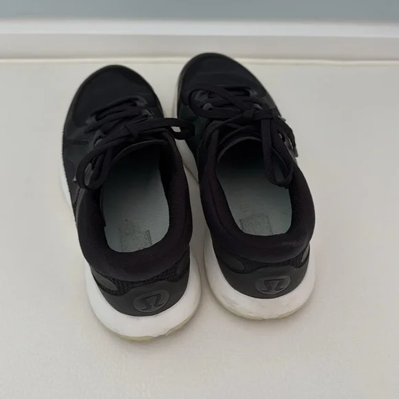 Lululemon Strongfeel training shoe - Picture 4 of 12